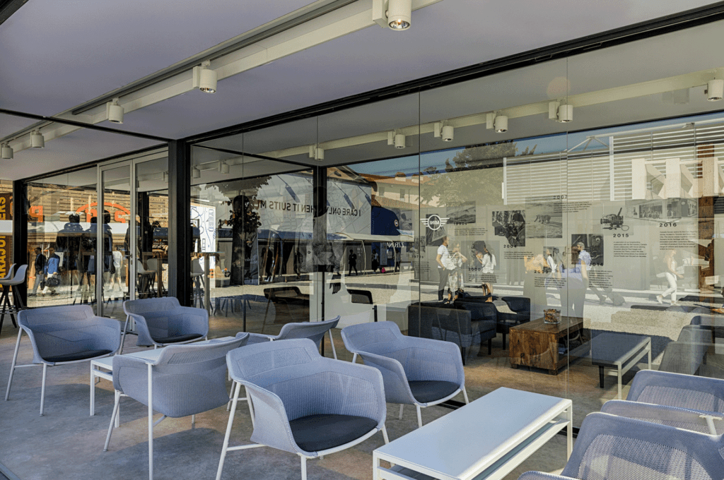 canada-goose-pop-up-viewbox